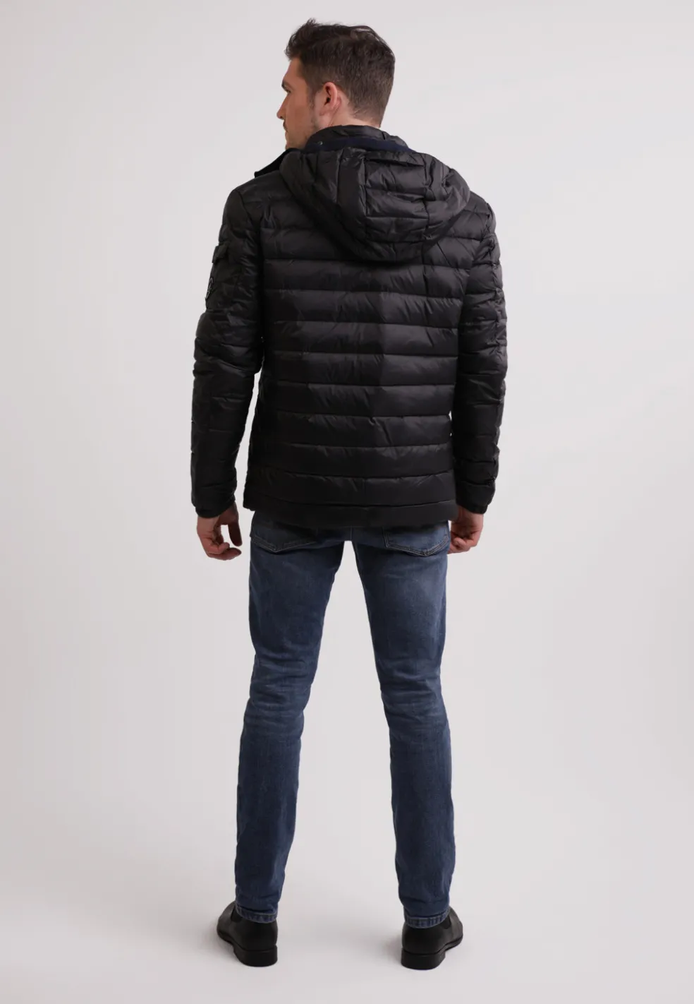 Daunenjacke mit Kapuze und Kaschmirfutter schwarz
