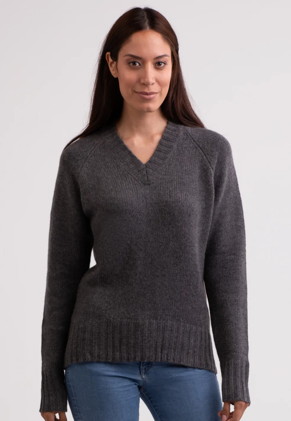 Grobgestrickter Recycelter Kaschmir V-Ausschnitt Pullover mittel anthrazit