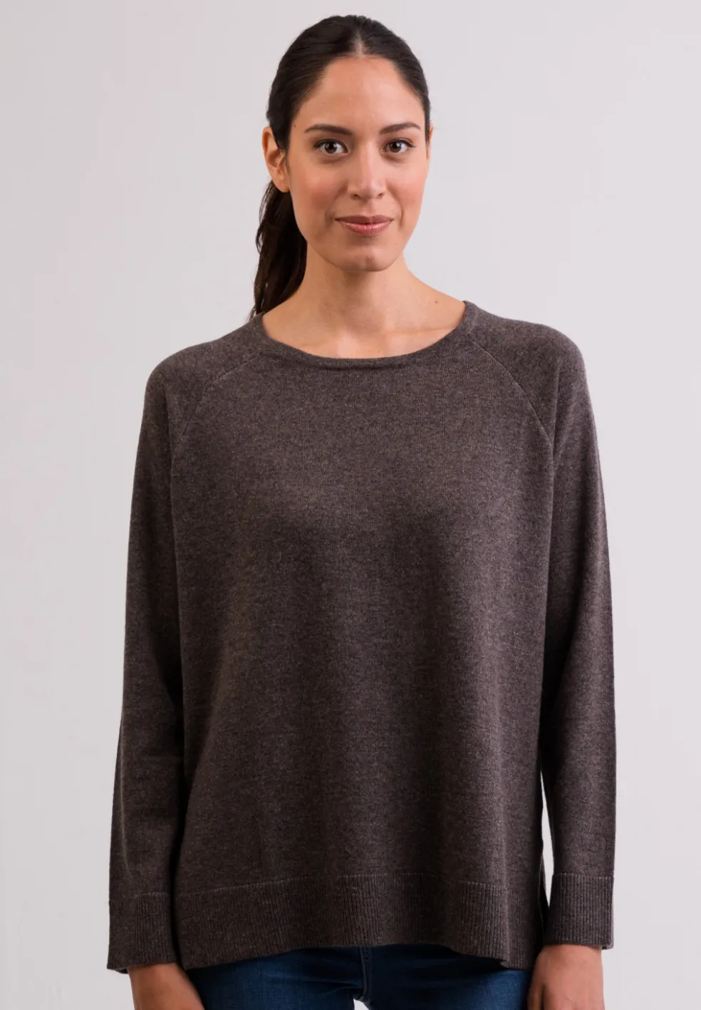 Kaschmir Rundhals Pullover mit Seitenschlitzen taupe melange