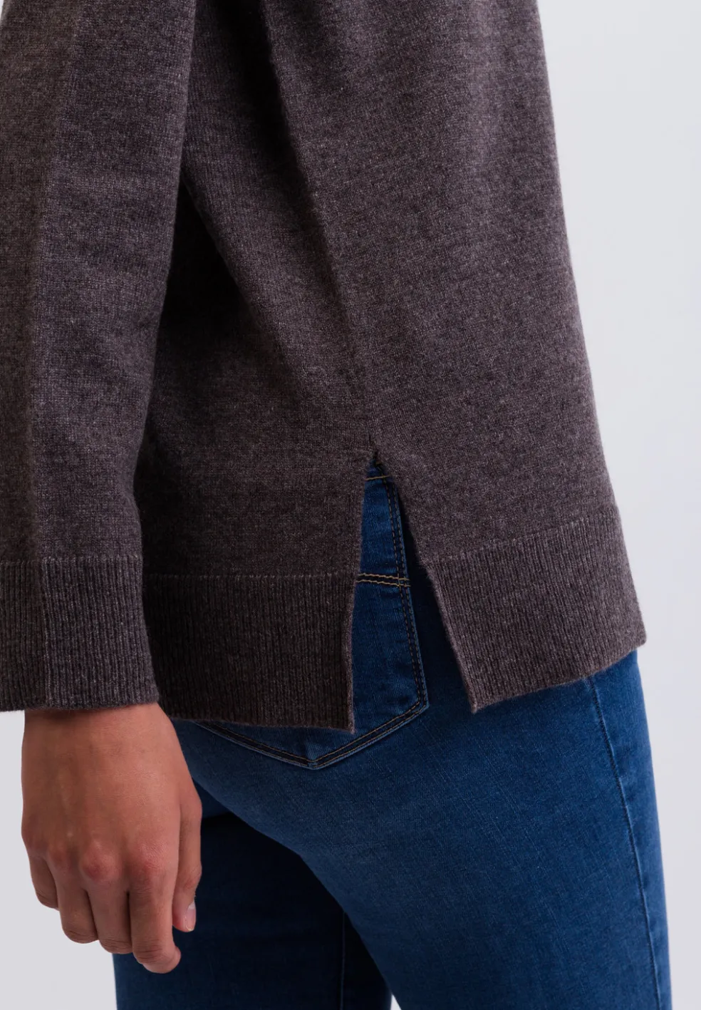 Kaschmir Rundhals Pullover mit Seitenschlitzen taupe melange