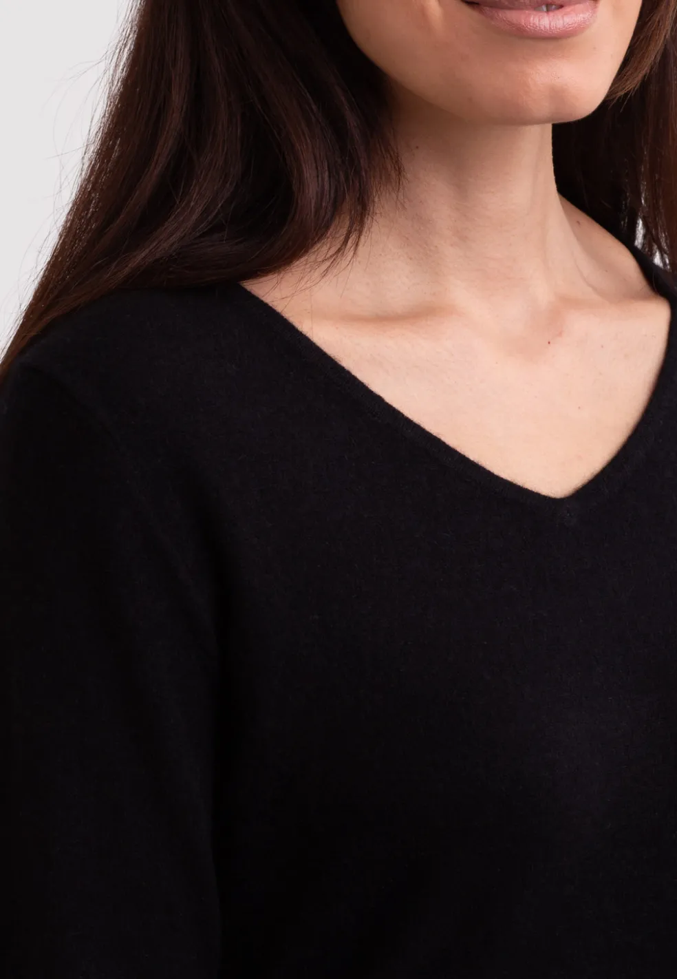 Recycelter Kaschmir V-Ausschnitt Pullover schwarz