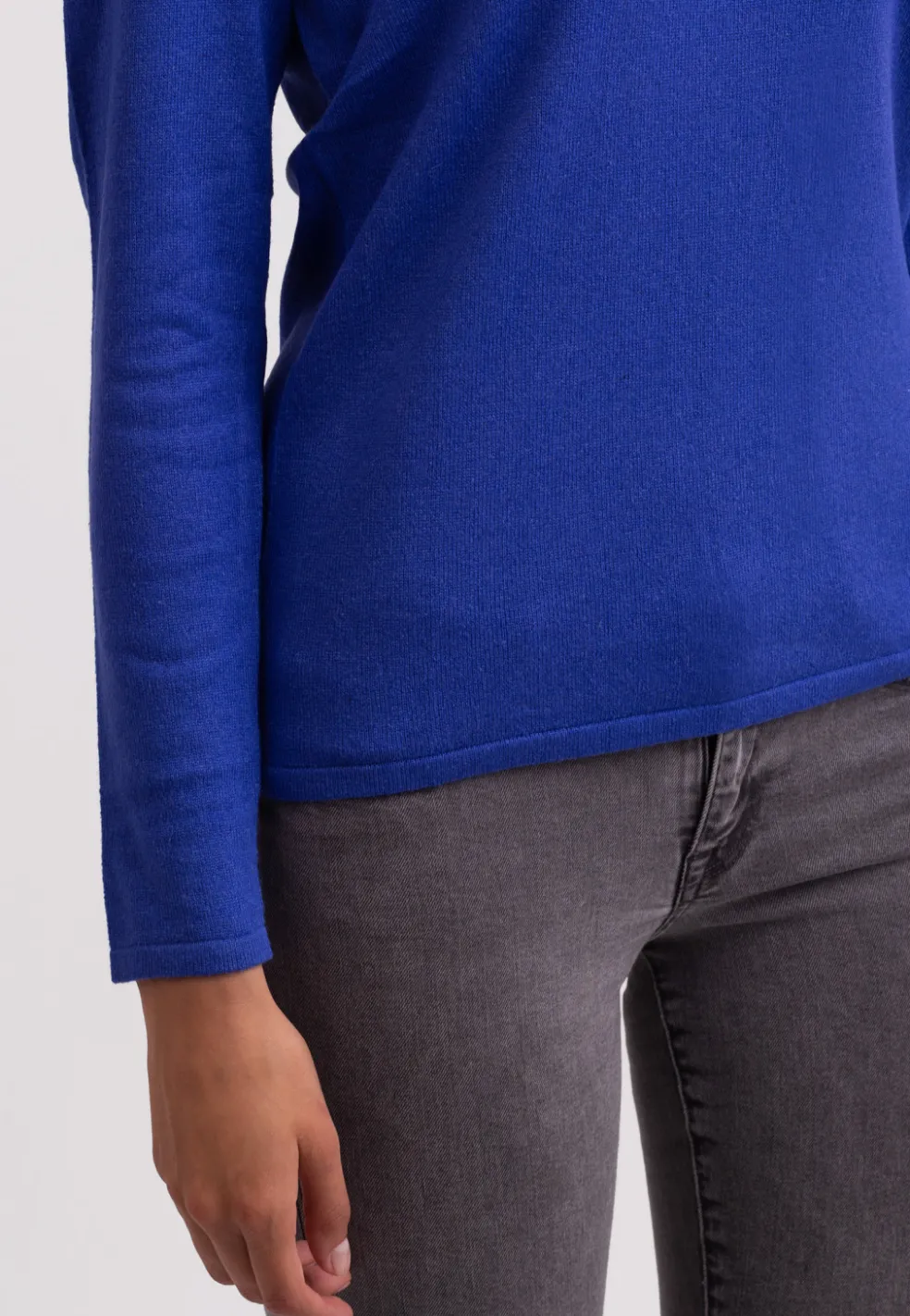 Seide Kaschmir Rundhals Pullover majorelle blau